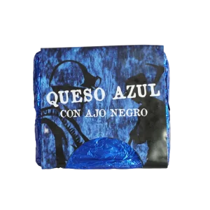 queso azul con ajo negro
